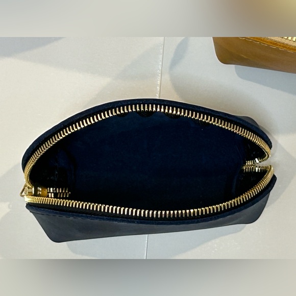 Three (3) “Taco Tassel” pouches from Portland Leather Goods - Picture 6 of 12